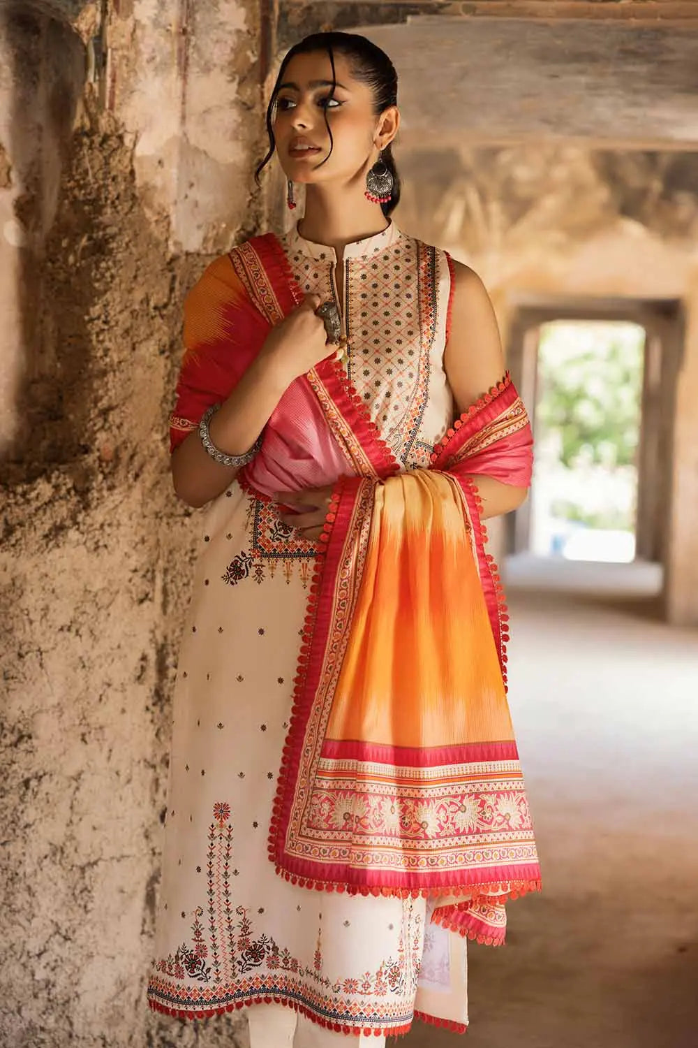 Gul Ahmad Summer Printed Lawn Unstitched 3Pc Suit-SP42038