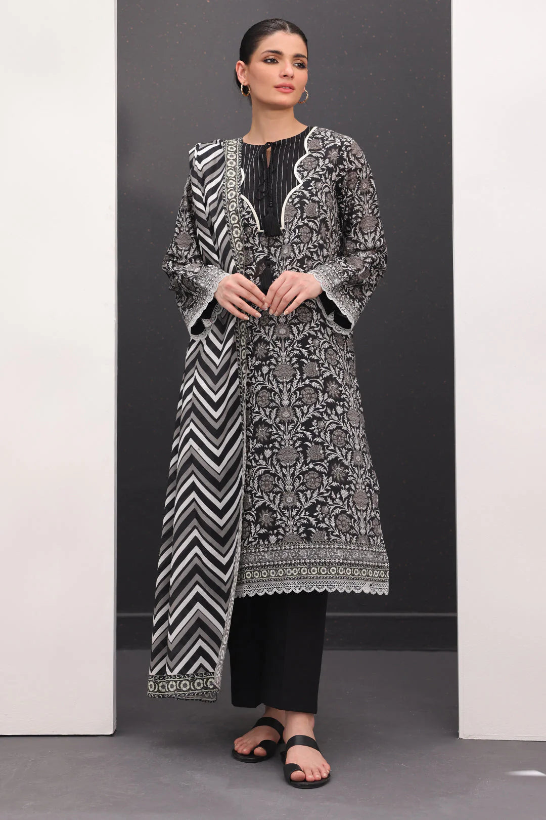 Zellbury Monochrome Printed Lawn Unstitched 3Pc Suit WUS24X31527