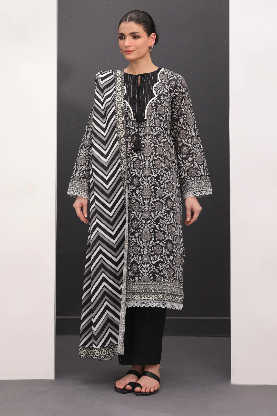 Zellbury Monochrome Printed Lawn Unstitched 3Pc Suit WUS24X31527